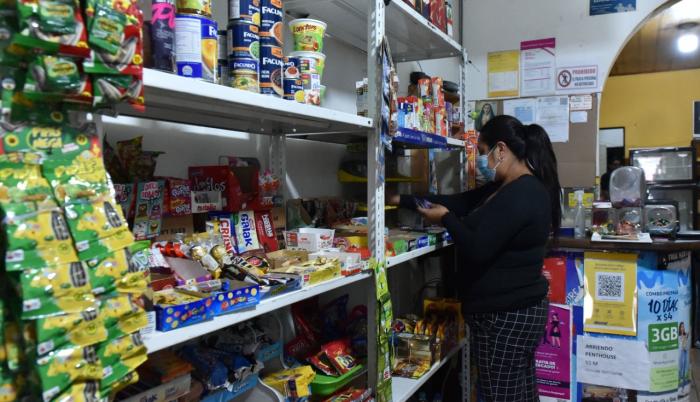 La tienda de barrio pierde brillo tras el ‘boom’ de la pandemia