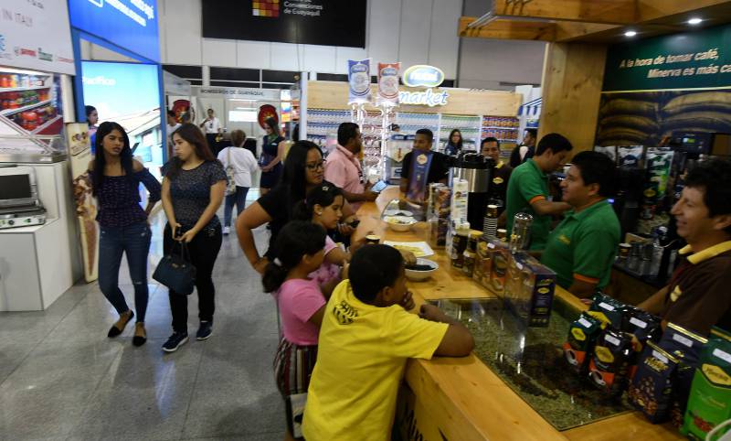 Los tenderos llegan a feria para mejorar sus negocios